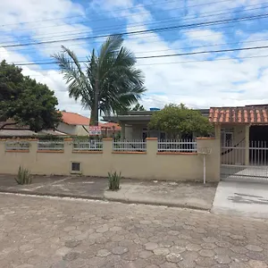 Casa de Férias Casa No Centro De Penha, Penha (Santa Catarina)